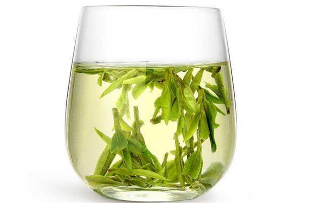 玻璃杯泡西湖龍井茶的好處